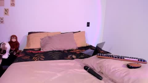 Lanna   online show from 9, 4, 2026