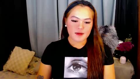 I am Colly Your mystery girl online show from 30, 11, 2025