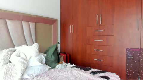 Ali aka venus p online show from 4, 12, 2024