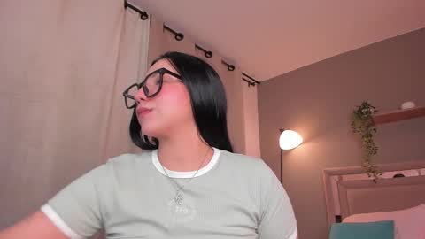 venus_reid online show from 5, 3, 2025