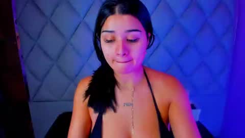 Venusowen  online show from 8, 10, 2025