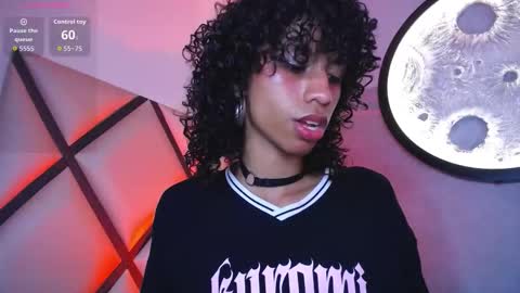 venuss_03 online show from 10, 1, 2026