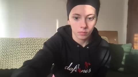 venustheflytrap online show from 14, 11, 2025