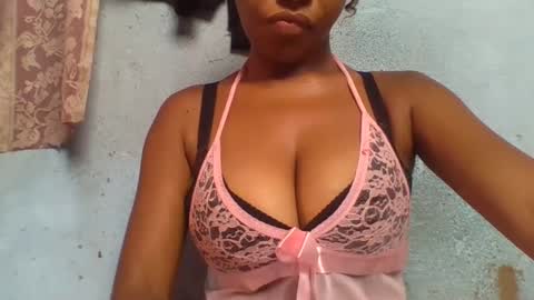 Snapshot of verolla31 chatting on 1, 2, 2025 verolla31 online show from 1, 2, 2025