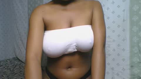 Snapshot of verolla31 chatting on 21, 9, 2025 verolla31 online show from 21, 9, 2025