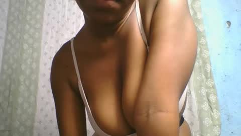 Snapshot of verolla31 chatting on 1, 10, 2025 verolla31 online show from 1, 10, 2025