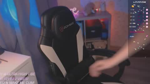 Tiffany online show from 10, 9, 2025