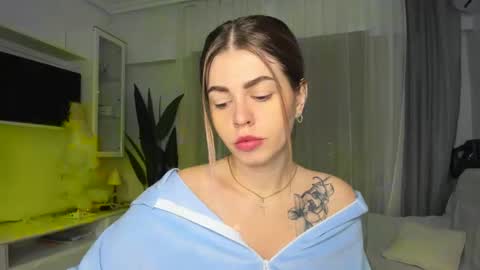 Lolitalolz online show from 8, 1, 2025