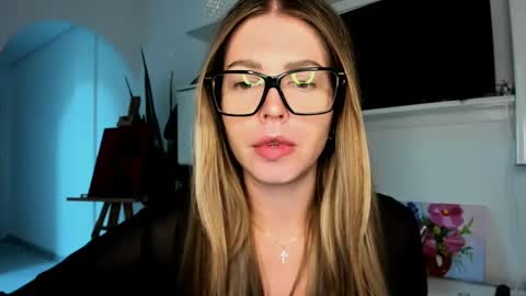 Lolitalolz online show from 25, 9, 2025