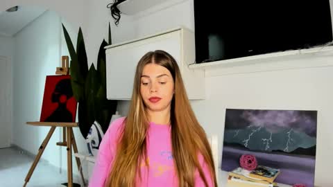 Lolitalolz online show from 5, 11, 2025