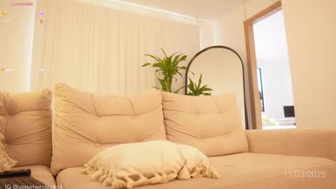 Veronica online show from 11, 3, 2025