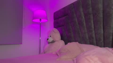 Snapshot of veronicadussan chatting on 5, 5, 2026 Miss Veronica dussan Tw Veronicasm IG Ashveronica online show from 5, 5, 2026