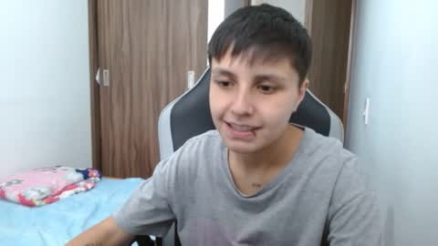 Snapshot of veronicaelite16 chatting on 2, 2, 2025 Veronica Clark online show from 2, 2, 2025