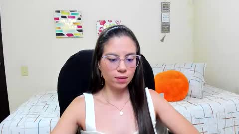 Veronica Miller online show from 14, 9, 2025