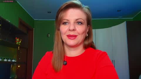 Snapshot of veronikawgold chatting on 28, 5, 2026 VeronikawGold online show from 28, 5, 2026