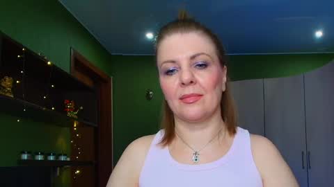 Snapshot of veronikawgold chatting on 3, 6, 2026 VeronikawGold online show from 3, 6, 2026