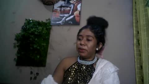 Snapshot of verronique1511 chatting on 21, 6, 2026 verronique1511 online show from 21, 6, 2026