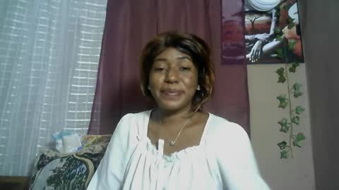 Snapshot of verronique1511 chatting on 8, 7, 2026 verronique1511 online show from 8, 7, 2026