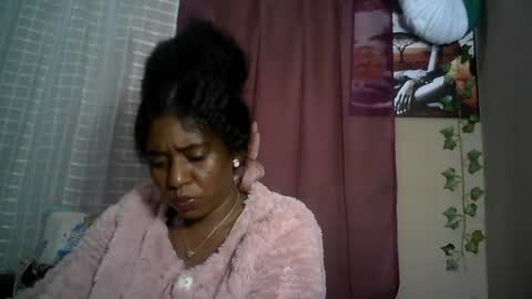 Snapshot of verronique1511 chatting on 13, 7, 2026 verronique1511 online show from 13, 7, 2026