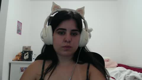 Snapshot of veruca99 chatting on 12, 11, 2025 veruca99 online show from 12, 11, 2025