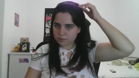 Snapshot of veruca99 chatting on 4, 12, 2025 veruca99 online show from 4, 12, 2025
