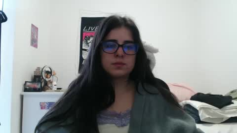 Snapshot of veruca99 chatting on 4, 2, 2026 veruca99 online show from 4, 2, 2026