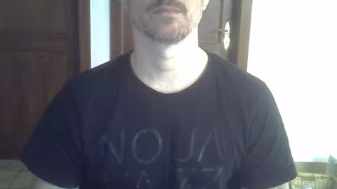 veryhotpervert online show from 5, 4, 2026