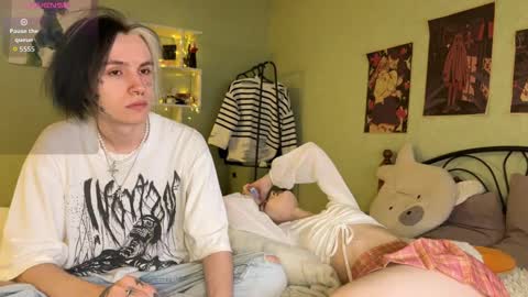 veryraretwins online show from 1, 10, 2025