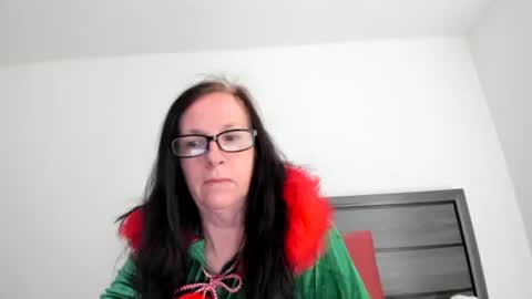 verysassypeachgoddess online show from 21, 12, 2025