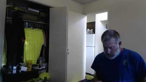 hairy man online show from 21, 9, 2025