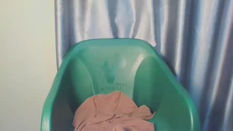 verywetpussy  online show from 19, 9, 2025