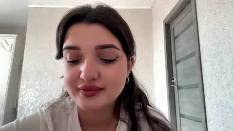 Snapshot of vestaigwe chatting on 25, 7, 2026 Izzabel online show from 25, 7, 2026