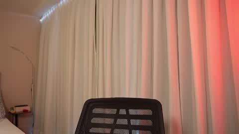 Vexa Nyx online show from 15, 5, 2026