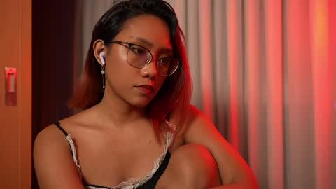 Vexa Nyx online show from 15, 5, 2026