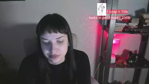 Snapshot of vi_vikkk chatting on 4, 3, 2025 VIKA online show from 4, 3, 2025