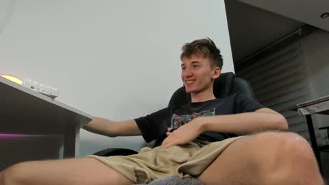 vibemygirl online show from 17, 12, 2024