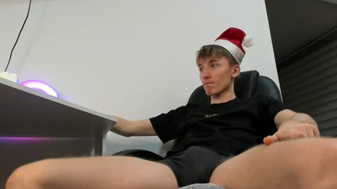 vibemygirl online show from 26, 12, 2024