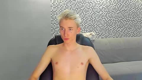 vibemygirl online show from 13, 9, 2025