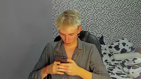 vibemygirl online show from 18, 9, 2025