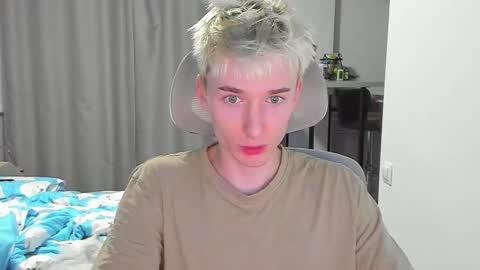 vibemygirl online show from 6, 10, 2025