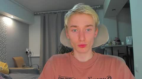 vibemygirl online show from 9, 11, 2025