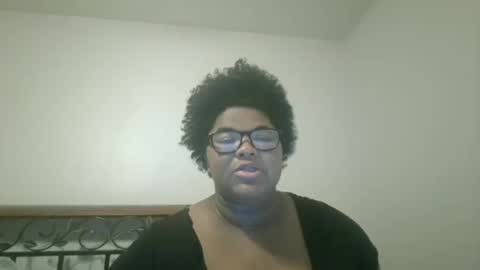 Snapshot of vickiryder56 chatting on 19, 5, 2026 vickiryder56 online show from 19, 5, 2026