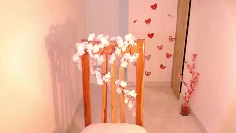 Vicky  online show from 24, 2, 2025