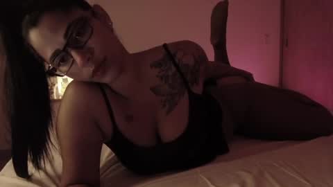 Snapshot of vicky_crazy chatting on 5, 5, 2026 Vicky online show from 5, 5, 2026