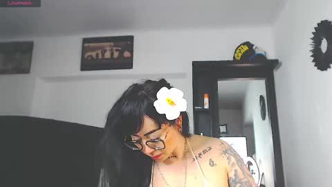 Snapshot of vicky_hotmilf chatting on 26, 3, 2026 Vicky online show from 26, 3, 2026