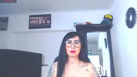 Vicky  online show from 6, 7, 2026