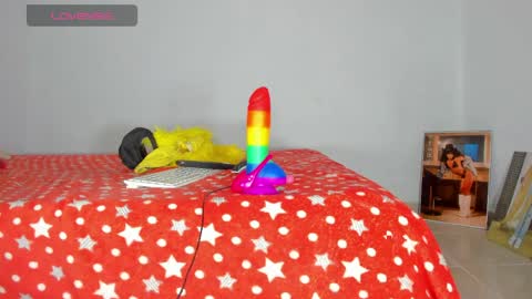 vicky manuela online show from 9, 4, 2026