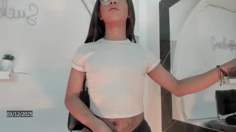 vicky_hottman online show from 4, 12, 2025