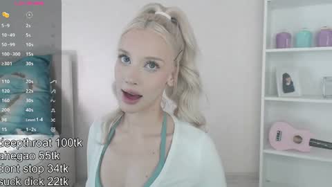 Snapshot of vickyfuckingdoll chatting on 22, 7, 2026 vickyfuckingdoll online show from 22, 7, 2026