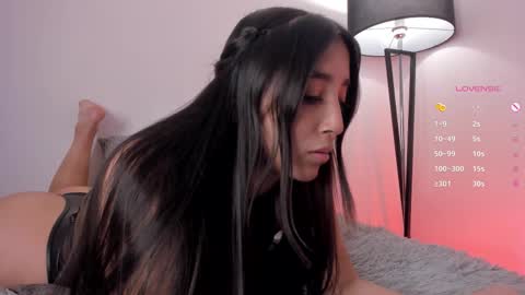 Victoria  online show from 28, 11, 2025